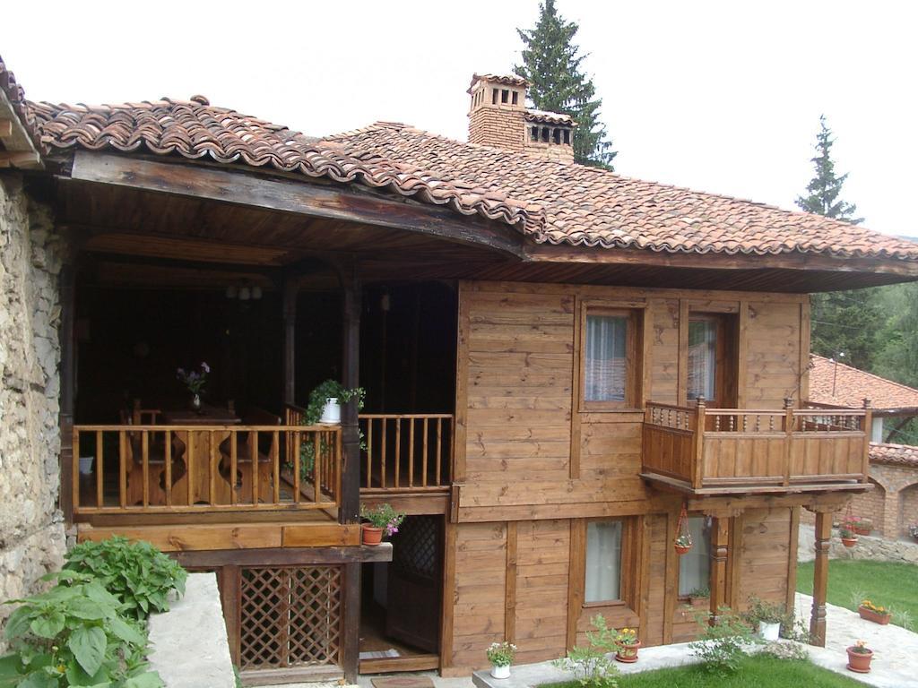 Sarafova Guest House Koprivshtitsa Exterior photo