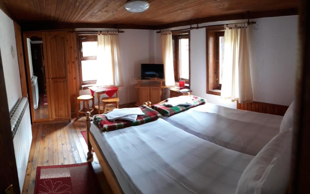 Sarafova Guest House Koprivshtitsa Exterior photo